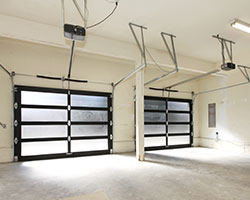 Garage Doors in Nolan County